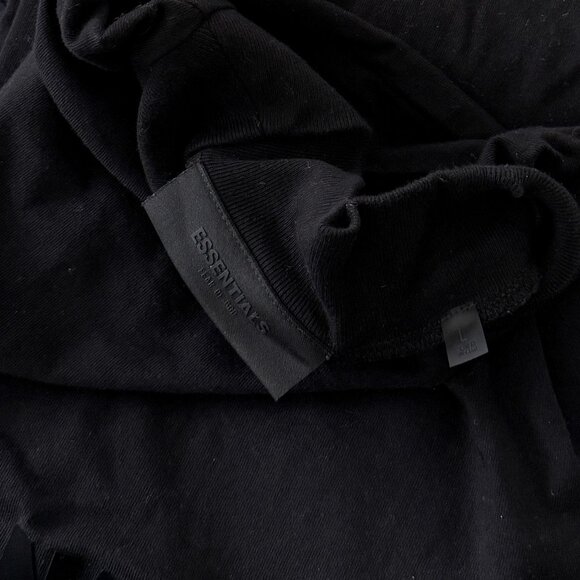 FEAR OF GOD - ESSENTIALS Mock Tee - LARGE ( and I mean large! ) - Black - Picture 7 of 7